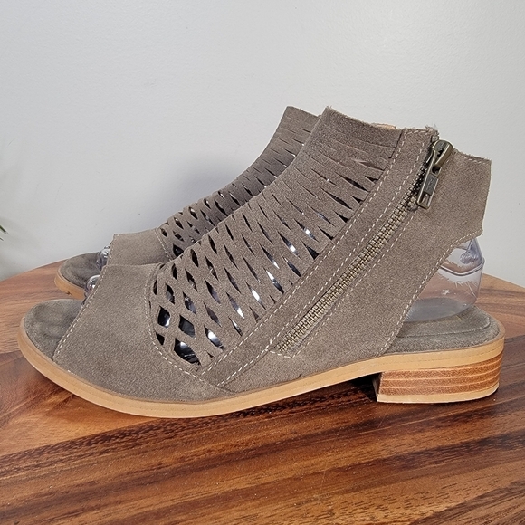 Diba Olive Green Suede Open Weave Peep-Toe Ankle Boots Sandals Size 8 Booties - Picture 7 of 16